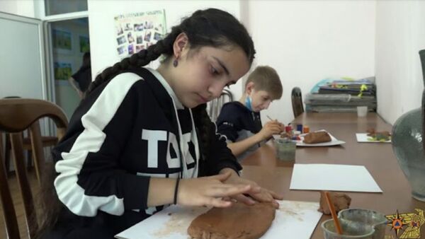 ԱԻՆ Մշակույթի կենտրոնը հյուրընկալել է արցախցի երեխաներին - Sputnik Армения
