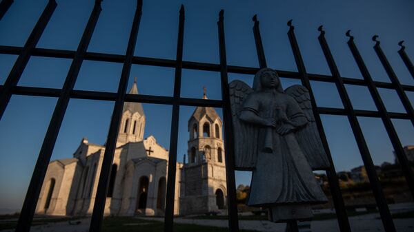 Собор Сурб Аменапркич Казанчецоц (Святого Христа Всеспасителя) в Шуши, Карабах - Sputnik Армения
