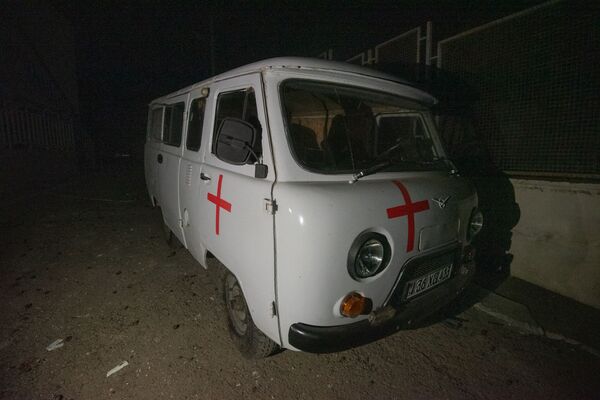 Минобороны обнародовало фото-и видеофакты обстрела больницы в Карабахе  - Sputnik Армения