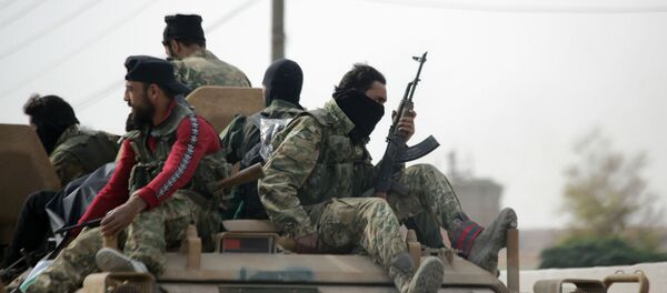 Поддерживаемые Турцией сирийские боевики в городе Айн аль-Арус (14 октября 2019). Сирия Поддерживаемые Турцией сирийские боевики в городе Айн аль-Арус (14 октября 2019). Сирия - Sputnik Արմենիա