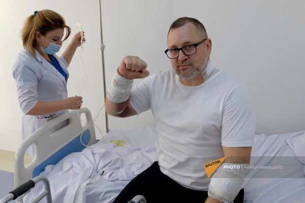 Раненный в Шуши Юрий Котенок рассказал, в чем специфика войны в Карабахе - Sputnik Армения