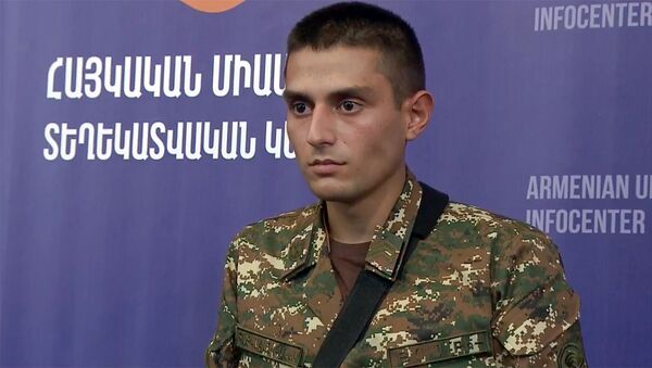 Арутюн Дохоян во время брифинга в Едином информационном центре (16 октября 2020). Еревaн - Sputnik Армения