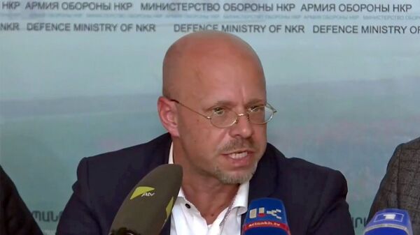 В Карабахе совершается геноцид с дронами, нужны санкции — немецкий депутат Штеффен Котре - Sputnik Армения