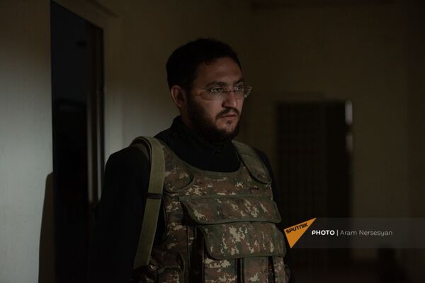 Այստեղ են երկու գերի վերցրել, կամ ինչպես են ապրում զինծառայողները Արցախի առաջնագծում Այստեղ են երկու գերի վերցրել, կամ ինչպես են ապրում զինծառայողները Արցախի առաջնագծում - Sputnik Արմենիա