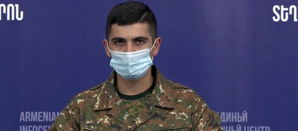 Аркадий Андреасян во время брифинга в Едином информационном центре (18 октября 2020). Еревaн Аркадий Андреасян во время брифинга в Едином информационном центре (18 октября 2020). Еревaн - Sputnik Արմենիա