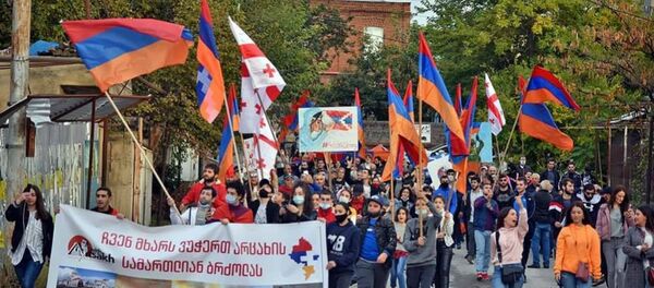 Второй марш тбилисских армян в поддержку армянской армии (23 октября 2020). Тбилиси - Sputnik Արմենիա