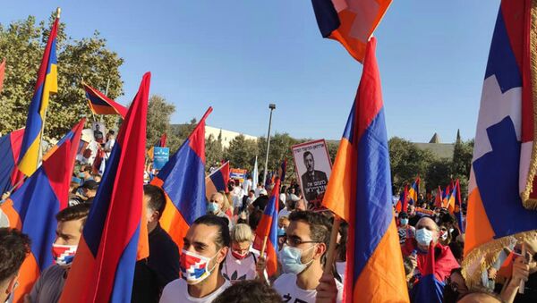 Армяне Израиля организовали акцию перед зданием МИД  (22 октября 2020). Иерусалим - Sputnik Армения