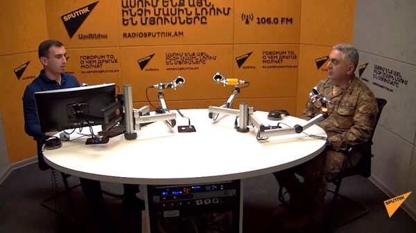 Бронетанковых кулаков у азербайджанской армии почти не осталось - Ованнисян - Sputnik Армения