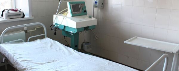 Палата для лечения больных коронавирусом в инфекционном отделении медицинской клиники Палата для лечения больных коронавирусом в инфекционном отделении медицинской клиники - Sputnik Արմենիա