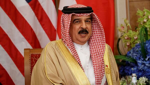 Король Бахрейна Хамад бен Иса Аль Халифа во время встречи с президентом США Дoнальдом Трaмпом (21 мая 2017). Эр-Рияд - Sputnik Արմենիա