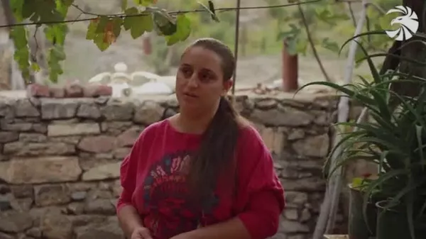 Я жены боюсь, турки меня не пугают: репортаж из самого южного села Армении — Нрнадзора Я жены боюсь, турки меня не пугают: репортаж из самого южного села Армении — Нрнадзора - Sputnik Армения