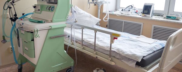 Палата интенсивной терапии для лечения больных коронавирусом в госпитале для ветеранов войн - Sputnik Армения