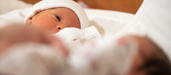 Марианна Тевосян из Мартакерта родила близнецов в Ереване - Sputnik Արմենիա