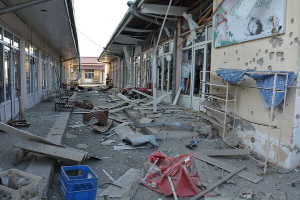 ВС Азербайджана обстреляли населенные пункты в Карабахе, применив запрещенное оружие - Sputnik Армения