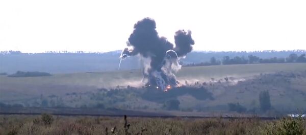 Взрыв снаряда снаряженного фосфором Взрыв снаряда снаряженного фосфором - Sputnik Արմենիա