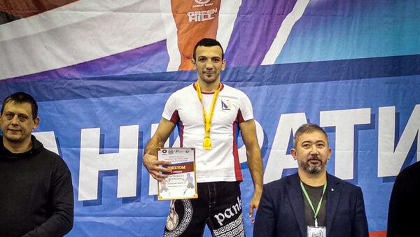 Зограб Оганян выиграл первенство России по панкратиону - Sputnik Армения