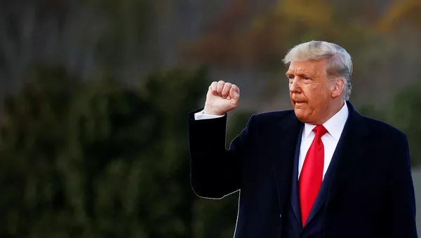 Президент США Дональд Трамп во время предвыборного митинга в штаб-квартире Keith House-Washington в Ньютауне (31 октября 2020). Пенсильвания - Sputnik Армения