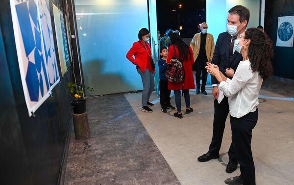 Ֆրանսիայի դեսպան Ջոնաթան Լաքոտը «Ոսկե ծիրան» տասնյոթերորդ միջազգային կինոփառատոնում - Sputnik Արմենիա