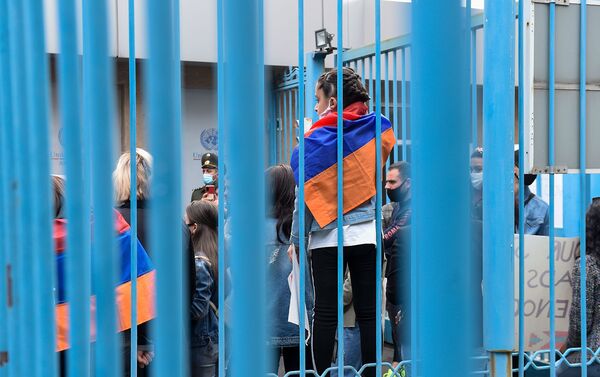Акция протеста у здания ООН (2 ноября 2020). Еревaн Акция протеста у здания ООН (2 ноября 2020). Еревaн - Sputnik Армения