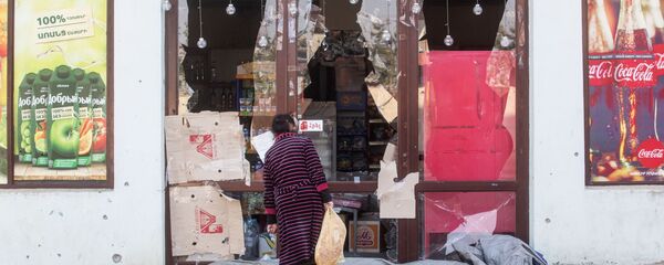 Кадры из Степанакерта после ночного обстрела ВС Азербайджана (4 ноября 2020). Карабах - Sputnik Արմենիա