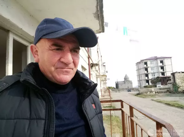 Миру интересен не Карабах, а деньги. Как выживают под обстрелами Миру интересен не Карабах, а деньги. Как выживают под обстрелами - Sputnik Армения
