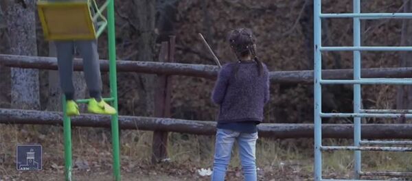 Արցախի շուրջ 24.000 աշակերտի կյանքի և կրթության իրավունքն այսօր ոտնահարված է Ադրբեջանի սանձազերծած պատերազմի պատճառով Արցախի շուրջ 24.000 աշակերտի կյանքի և կրթության իրավունքն այսօր ոտնահարված է Ադրբեջանի սանձազերծած պատերազմի պատճառով - Sputnik Արմենիա