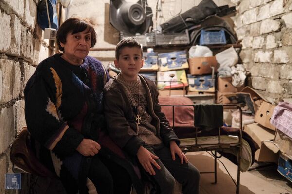 Ձեռքի ուժ, մարզումներ. 8-ամյա Միհրանի կյանքը Ստեփանակերտի ապաստարանում. լուսանկարներ - Sputnik Արմենիա