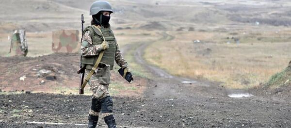 Боевые тренировки женского отряда Эрато Боевые тренировки женского отряда Эрато - Sputnik Армения