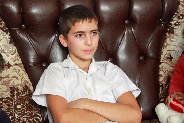 Վիկտոր՝ 12 տարեկան, Քաշաթաղի Կումայրի գյուղից է։ Երազում է վերադառնալ Արցախ։ - Sputnik Արմենիա