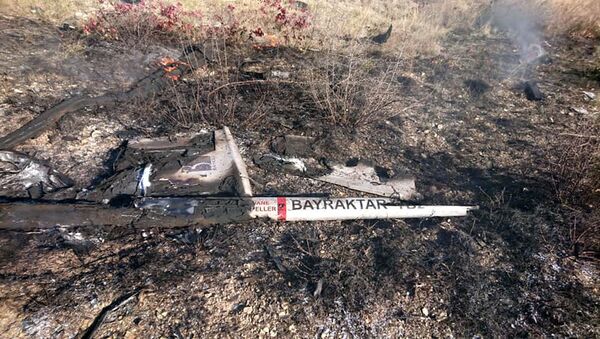 Военнослужащие Армии Обороны Карабаха сбили очередной турецкий беспилотник Bayraktar (8 ноября 2020). Карабах - Sputnik Армения