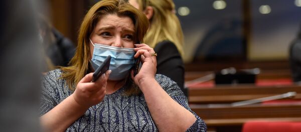 Депутат оппозиционной фракции Процветающей Армении Ивета Тоноян в зале заседаний Парламента (10 ноября 2020). Еревaн Депутат оппозиционной фракции Процветающей Армении Ивета Тоноян в зале заседаний Парламента (10 ноября 2020). Еревaн - Sputnik Армения