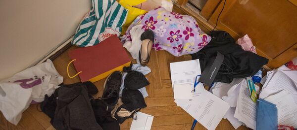 Группа протестующих разгромила кабинеты депутатов Национального Собрания Армении Группа протестующих разгромила кабинеты депутатов Национального Собрания Армении - Sputnik Արմենիա