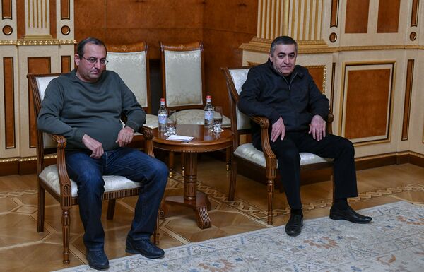 Հիմնական պատասխանատուն գործող իշխանությունն է. նախագահը հանդիպել է ՀՅԴ–ականների հետ - Sputnik Արմենիա