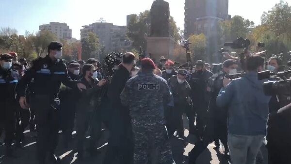 Задержание на площади Свобода (11 ноября 2020) - Sputnik Армения