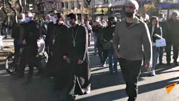 Шествие со священниками из площади Республики (11 ноября 2020). Еревaн - Sputnik Армения
