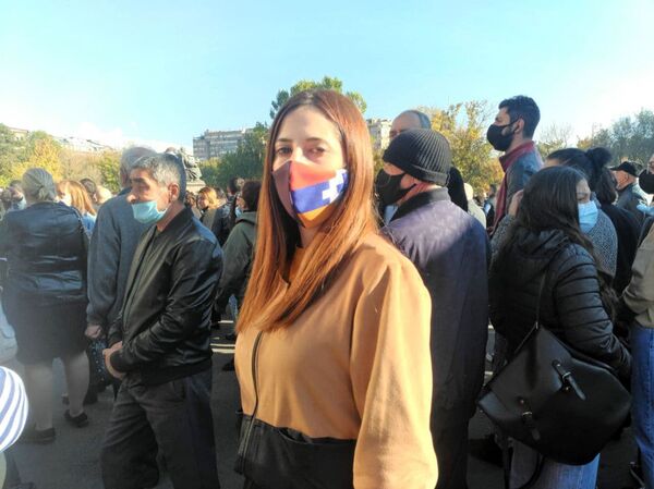 «Մեր զինվորին դավաճանեցին»․ ի՞նչ են մտադիր անել հանրահավաքի եկած արցախցի կանայք  - Sputnik Արմենիա