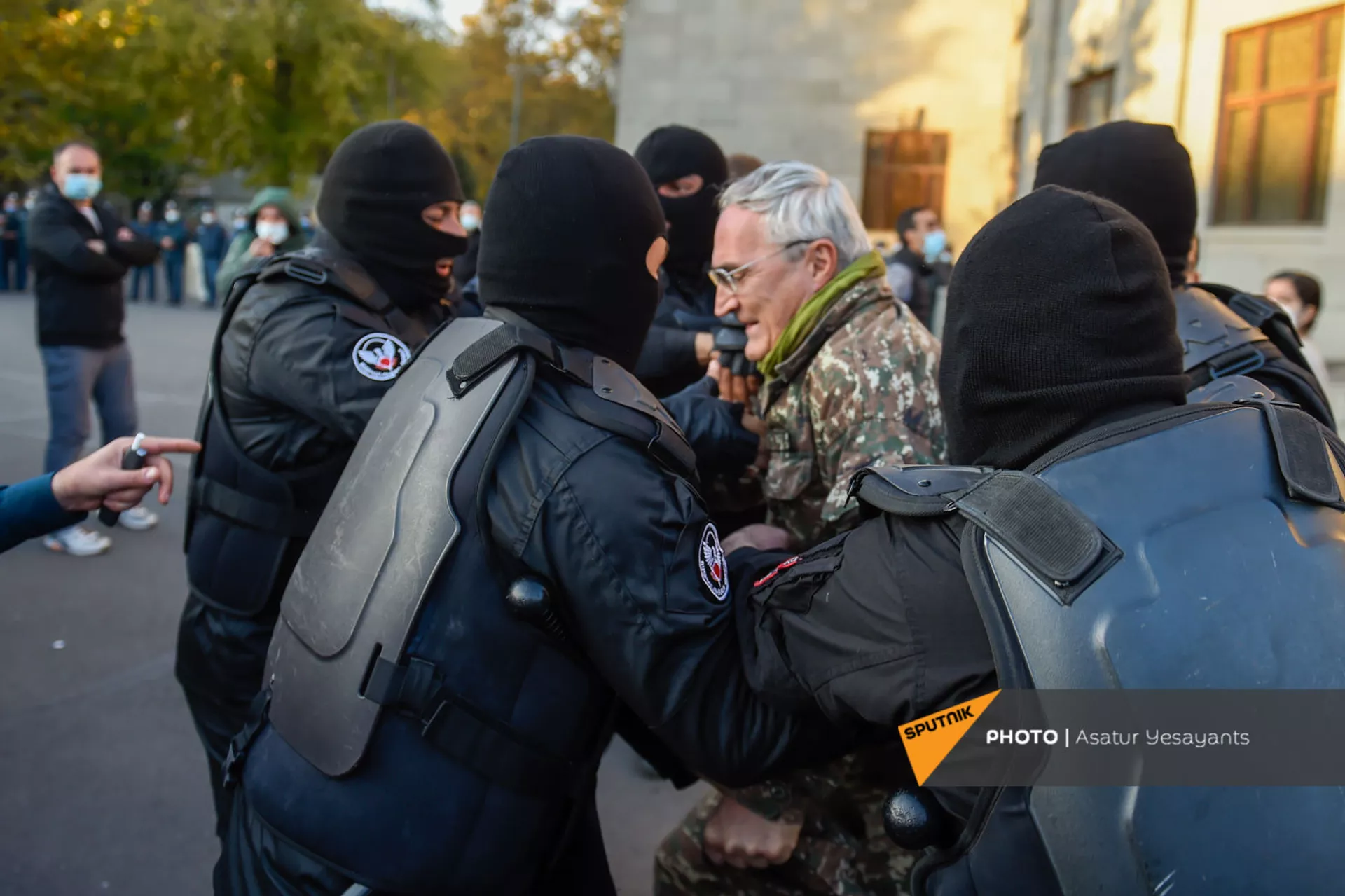 Самый бедный, богатый и странный: все об имуществе кандидатов на пост премьера Армении Самый бедный, богатый и странный: все об имуществе кандидатов на пост премьера Армении - Sputnik Армения, 1920, 09.06.2021