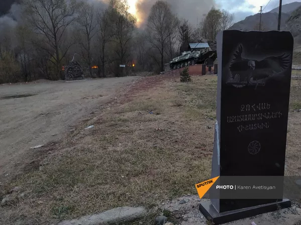 Карвачар перед вступлением в силу соглашения о передаче земель Карвачар перед вступлением в силу соглашения о передаче земель - Sputnik Армения