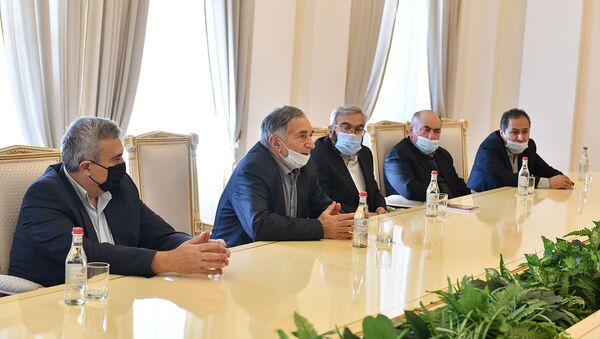Президент Армен Саркисян сегодня встретился с героем Арцаха генерал-майором Аркадием Тер-Тадевосяном (13 ноября 2020). Еревaн - Sputnik Արմենիա