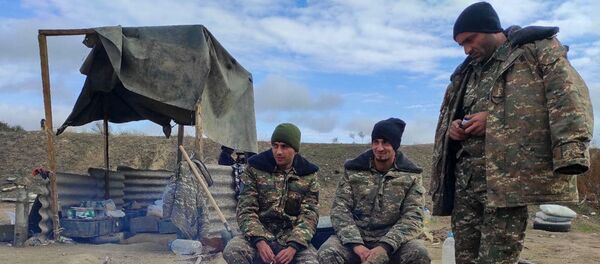 Аскеранское артиллерийское подразделение после прекращения военных действий Аскеранское артиллерийское подразделение после прекращения военных действий - Sputnik Армения