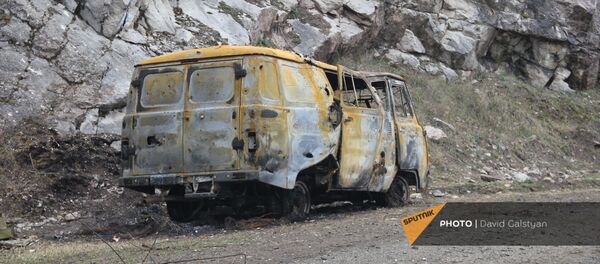 Дорога на подступе к Шуши после окончания военных действий (14 ноября 2020). Карабах - Sputnik Армения