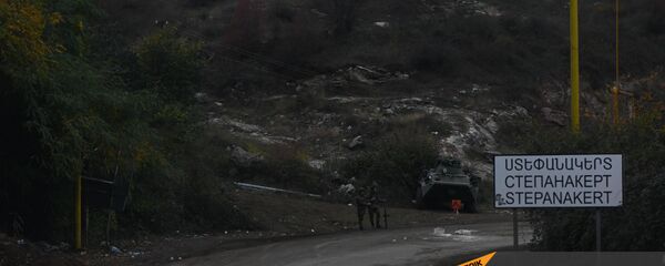 Дорога на подступе к Шуши после окончания военных действий (14 ноября 2020). Карабах - Sputnik Արմենիա