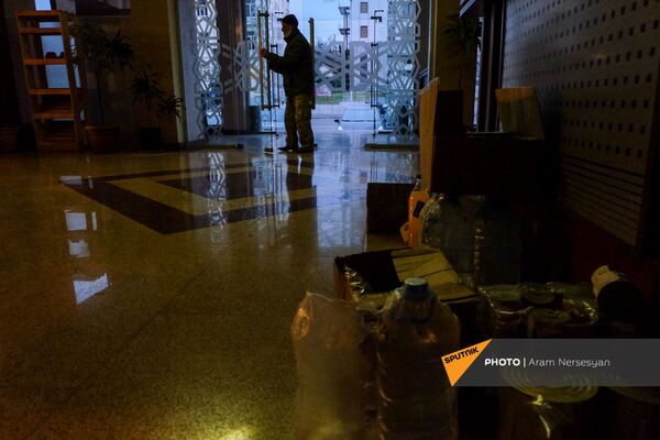 Степанакерт после войны: жизнь со сдержанной надеждой на будущее - Sputnik Армения