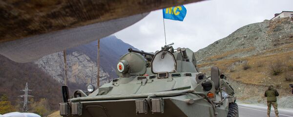 Российские миротворцы у монастырского комплекса Дадиванк (16 ноября 2020). Карабах - Sputnik Армения