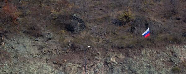 Российские миротворцы у монастырского комплекса Дадиванк (16 ноября 2020). Карабах Российские миротворцы у монастырского комплекса Дадиванк (16 ноября 2020). Карабах - Sputnik Армения