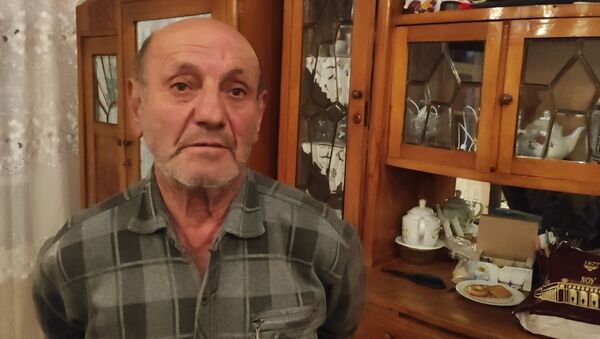 Житель села Хнацах один из первых в Арцахе, кто вернулся на родную землю с детьми - Sputnik Արմենիա