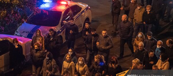 Шествие оппозиции после митинга на площади Свободы (16 ноября 2020). Еревaн - Sputnik Արմենիա
