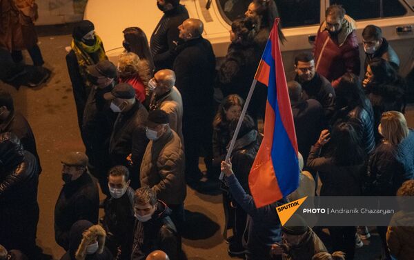 Шествие оппозиции после митинга на площади Свободы (16 ноября 2020). Еревaн - Sputnik Армения