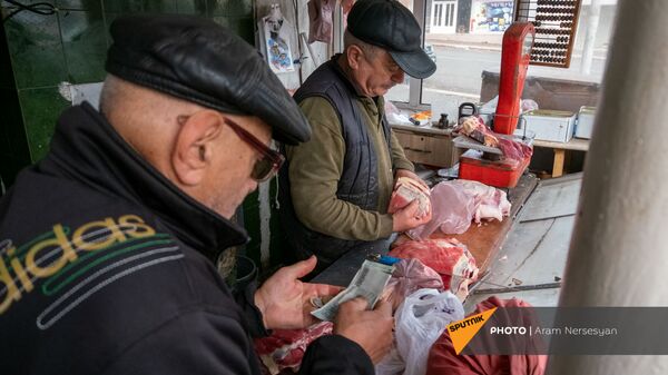 В лавке мясника - Sputnik Արմենիա