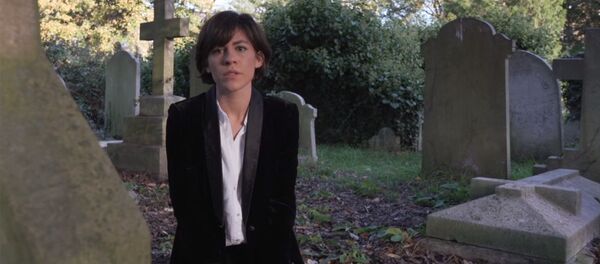 Кадр из клипа Кати Янофф I've Known War - Sputnik Армения